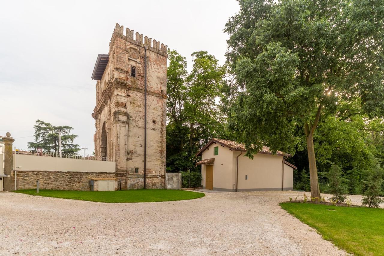 Apartamento Al Torrione Collecchio Exterior foto